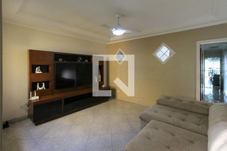 Sala de casa à venda com 3 quartos, 400m² em Parque dos Bancários, São Paulo