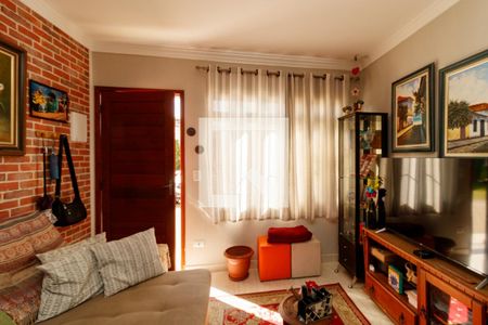 Sala de casa para alugar com 2 quartos, 75m² em Jardim Virginia Bianca, São Paulo