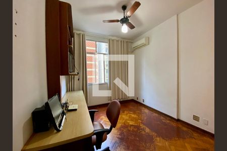 Quarto 1 de apartamento à venda com 3 quartos, 112m² em Copacabana, Rio de Janeiro