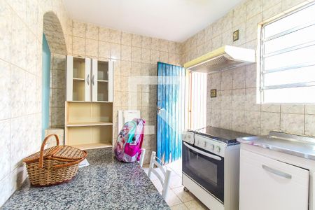 Cozinha de casa à venda com 3 quartos, 150m² em Vila Carmosina, São Paulo