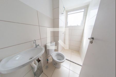 Banheiro de apartamento à venda com 2 quartos, 43m² em Bom Jesus, Contagem