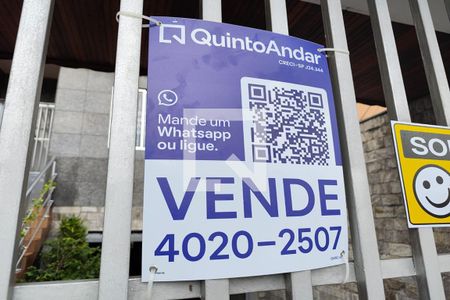 Placa de casa à venda com 5 quartos, 190m² em Vila Franci, São Paulo