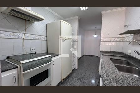 Área de Serviço/Cozinha de apartamento à venda com 3 quartos, 225m² em Cerqueira César, São Paulo