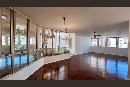 Sala de apartamento à venda com 3 quartos, 225m² em Cerqueira César, São Paulo