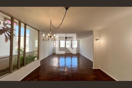 Sala de apartamento à venda com 3 quartos, 225m² em Cerqueira César, São Paulo