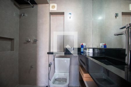 Banheiro de apartamento à venda com 3 quartos, 97m² em Brooklin, São Paulo