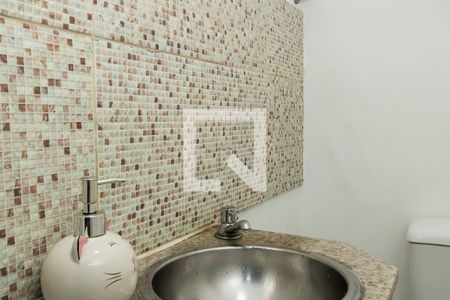 Lavabo de casa de condomínio à venda com 2 quartos, 87m² em Vila Paranagua, São Paulo