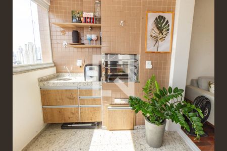 Varanda de apartamento à venda com 2 quartos, 75m² em Vila Bertioga, São Paulo
