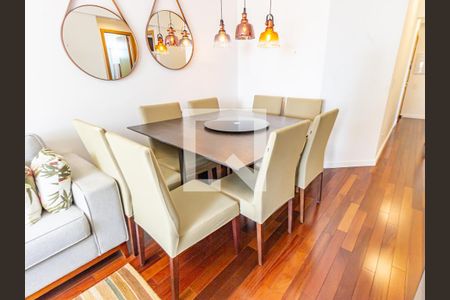 Sala de apartamento à venda com 2 quartos, 75m² em Vila Bertioga, São Paulo