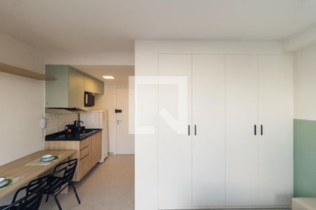 Studio de kitnet/studio para alugar com 1 quarto, 27m² em República, São Paulo