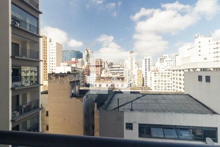 Varanda de kitnet/studio para alugar com 1 quarto, 27m² em República, São Paulo