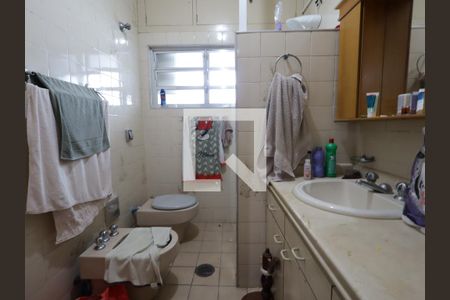 Banheiro de casa à venda com 3 quartos, 177m² em Jardim Dona Sinha, São Paulo