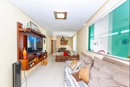 Sala de apartamento à venda com 3 quartos, 180m² em Coração Eucarístico, Belo Horizonte