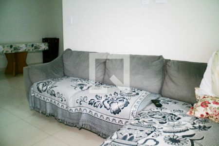 Sala de apartamento para alugar com 2 quartos, 85m² em Guilhermina, Praia Grande