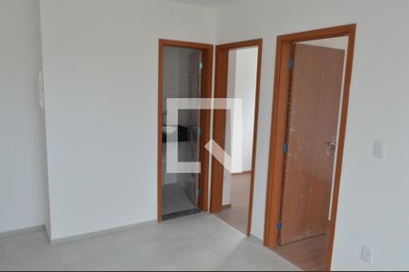 Sala de apartamento à venda com 2 quartos, 40m² em Taquara, Rio de Janeiro