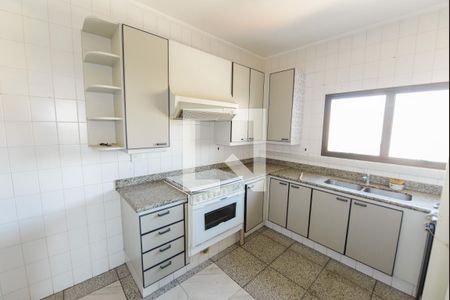 Cozinha de apartamento para alugar com 4 quartos, 257m² em Jardim das Nações, Taubaté