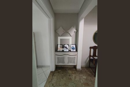 Corredor de casa para alugar com 5 quartos, 350m² em Aclimação, São Paulo