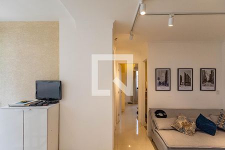 Sala/Cozinha de apartamento à venda com 2 quartos, 44m² em Campo Belo, São Paulo