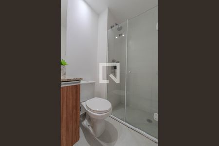 Banheiro de apartamento para alugar com 1 quarto, 30m² em Bela Vista, São Paulo