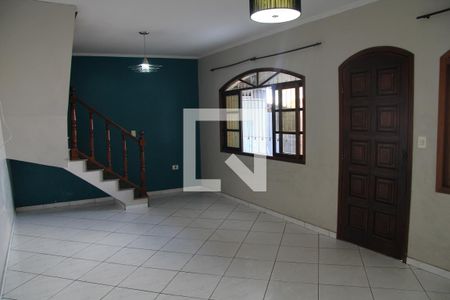 Sala de casa para alugar com 3 quartos, 250m² em Parque Jurema, Guarulhos