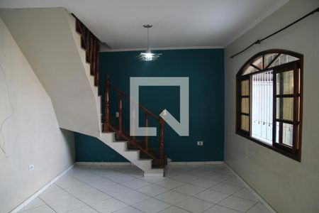 Sala de casa para alugar com 3 quartos, 250m² em Parque Jurema, Guarulhos
