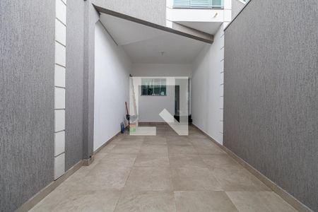 Garagem de casa à venda com 3 quartos, 95m² em Cidade Patriarca, São Paulo