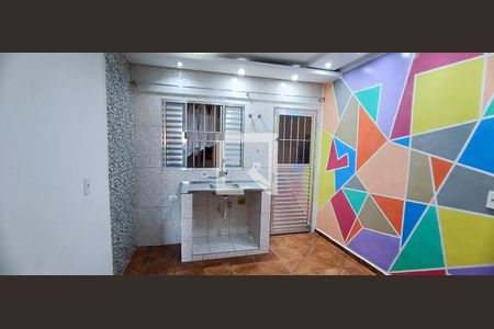 Cozinha de kitnet/studio para alugar com 1 quarto, 25m² em Jardim Irapiranga, Embu das Artes