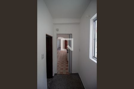 Corredor de casa para alugar com 1 quarto, 45m² em Vila Doutor Eiras, São Paulo