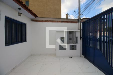 Quintal de casa para alugar com 1 quarto, 45m² em Vila Doutor Eiras, São Paulo