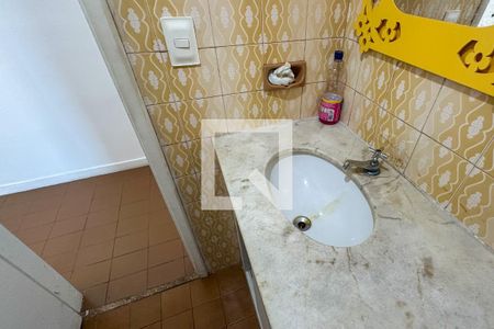Banheiro de kitnet/studio à venda com 1 quarto, 25m² em Centro, Rio de Janeiro