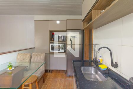 Casa 2 - Cozinha de casa à venda com 4 quartos, 220m² em Guajuviras, Canoas