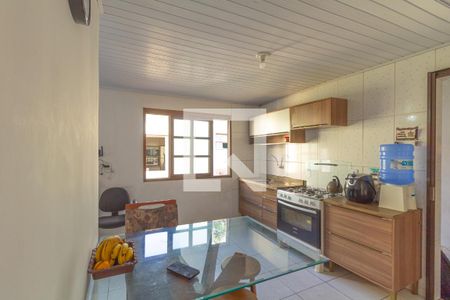Cozinha e Área de Serviço de casa à venda com 4 quartos, 220m² em Guajuviras, Canoas