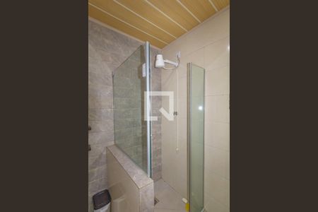 Banheiro da Suíte de casa à venda com 3 quartos, 172m² em Harmonia, Canoas