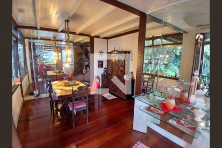 Casa à venda com 6 quartos, 354m² em Copacabana, Rio de Janeiro