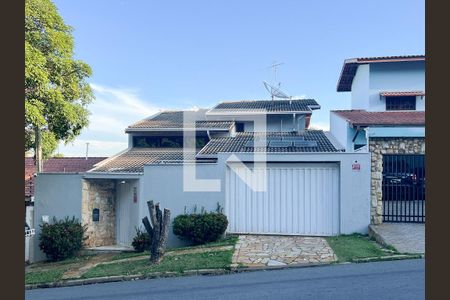 Fachada de casa à venda com 3 quartos, 270m² em Jardim Novo Horizonte, Valinhos