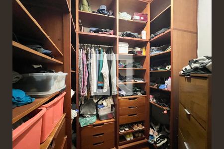 Closet de casa à venda com 3 quartos, 270m² em Jardim Novo Horizonte, Valinhos