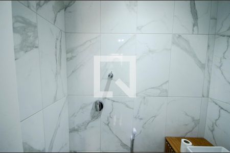 Banheiro de Serviço de apartamento à venda com 1 quarto, 50m² em Vila Isabel, Rio de Janeiro