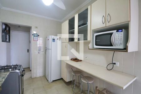 Cozinha de apartamento para alugar com 3 quartos, 135m² em Parque Enseada, Guarujá
