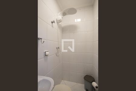 Banheiro de Serviço de casa à venda com 3 quartos, 240m² em Vila Constança, São Paulo