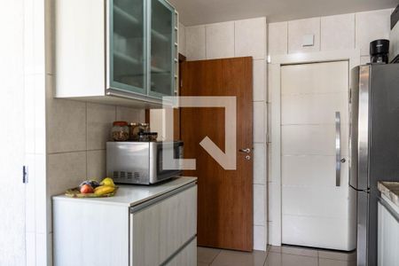 Cozinha de apartamento à venda com 3 quartos, 119m² em Buritis, Belo Horizonte