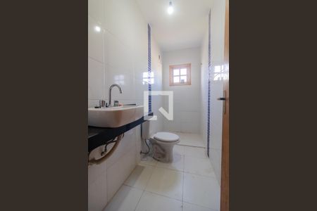 Banheiro de casa de condomínio à venda com 3 quartos, 117m² em Tristeza, Porto Alegre