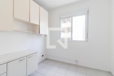 Área de Serviço - Quarto de Serviço de apartamento para alugar com 3 quartos, 182m² em Paraíso, São Paulo