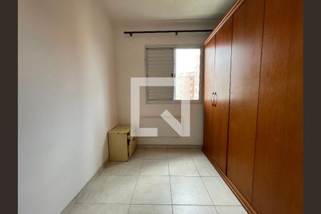 Quarto 1 de apartamento para alugar com 3 quartos, 65m² em Vila Butantã, São Paulo