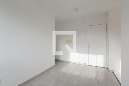 Sala de apartamento para alugar com 2 quartos, 42m² em Fazenda Caguaçu, São Paulo