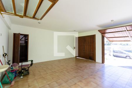 Garagem de casa à venda com 4 quartos, 286m² em Ipanema, Porto Alegre