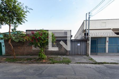 Fachada de casa à venda com 2 quartos, 102m² em Céu Azul, Belo Horizonte