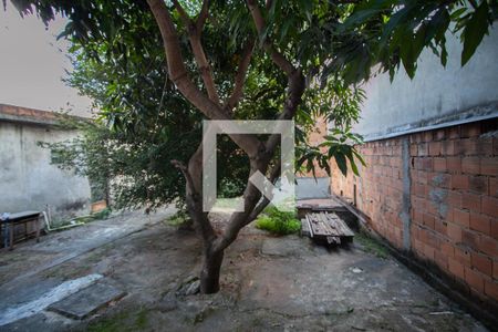 Quintal de casa à venda com 2 quartos, 102m² em Céu Azul, Belo Horizonte