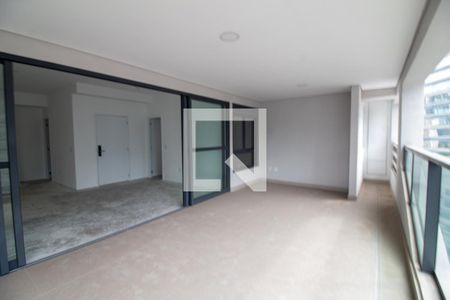 Varanda de apartamento à venda com 3 quartos, 162m² em Chácara Santo Antônio (zona Sul), São Paulo