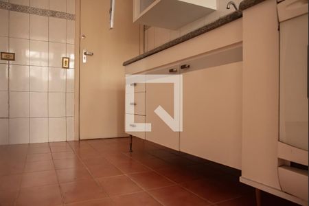 Cozinha de apartamento à venda com 2 quartos, 66m² em Chácara Inglesa, São Paulo