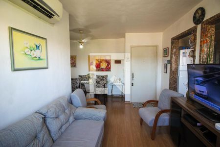 Sala de apartamento à venda com 2 quartos, 52m² em Vila Nova, Porto Alegre